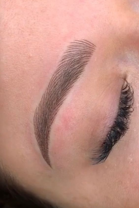 Professional microblading in Istanbul at Maral Beauty – natural eyebrow design
